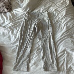 Lululemon wonder under capris